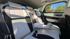 Land Rover Range Rover Velar 3.0 D300 R-Dynamic SE 5dr Auto Diesel Estate